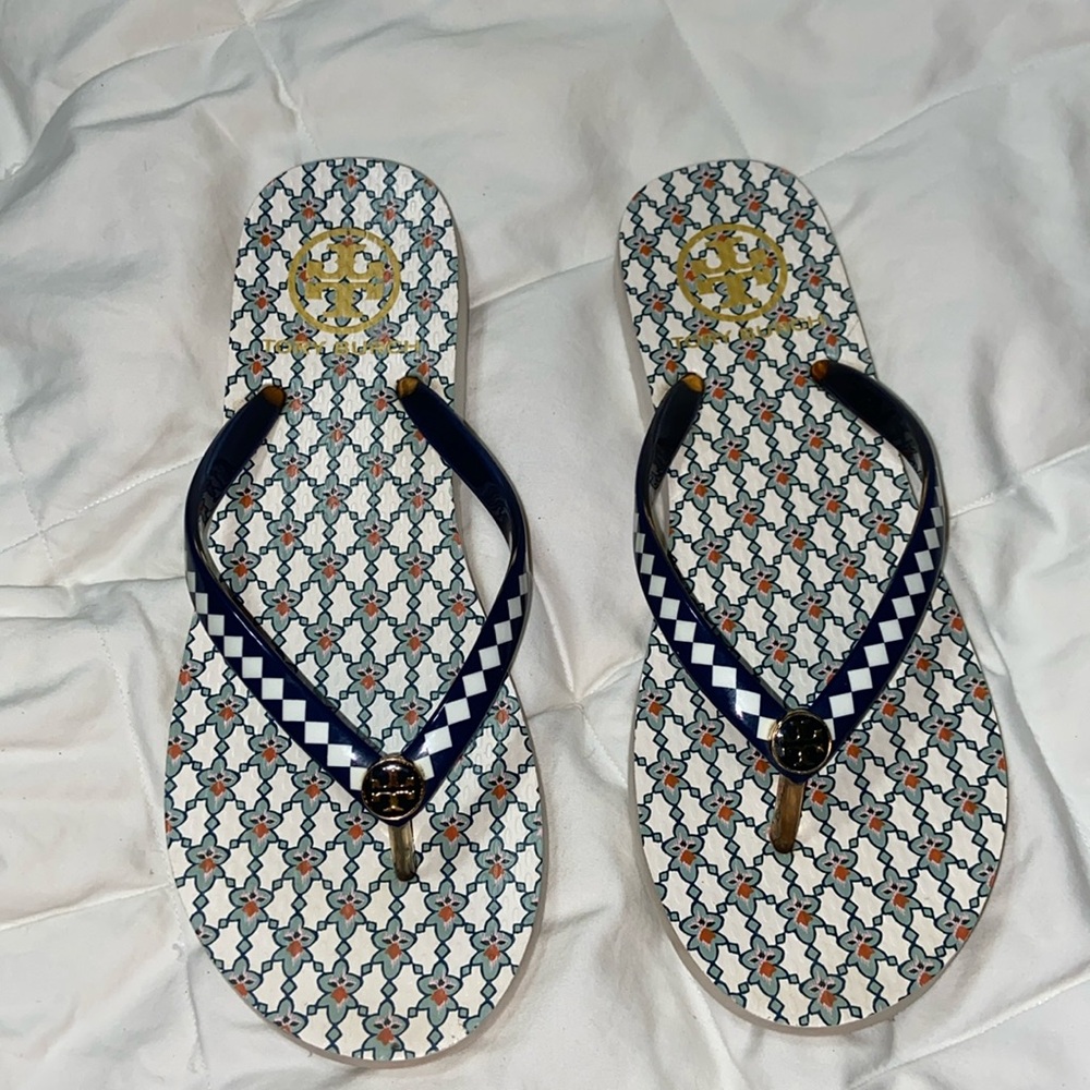 Tory Burch Flip Flops diamond design